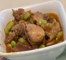 Braised Chicken with Edamame