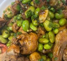 Braised Chicken with Edamame