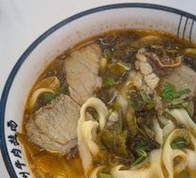 Sour Cabbage Beef Noodles