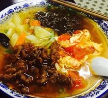 Oil-Poured Four-Ingredient Noodles