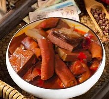 Pork Intestine and Duck Blood Stir-fry