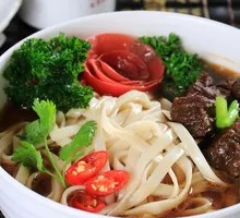Six Fresh Pig's Intestine Beef Noodles
