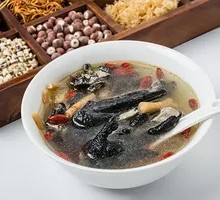 Gooseberry and Goji Berry Chicken Soup