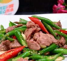 Sautéed Beef with Hangzhou Peppers