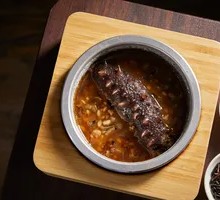 Stone Pot Stuffed Abalone with Mushroom Blossoms
