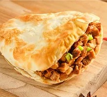 Laba Pork Leg Sandwich