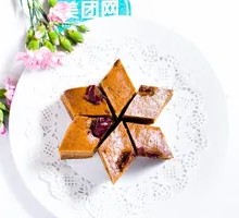 Red Date and Brown Sugar Steamed Cake