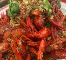 Classic Garlic Lobster