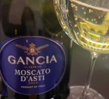 Non-Alcoholic Sparkling Wine