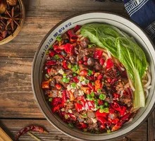 Maple Red Yellow Beef Noodles