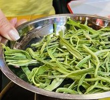 Crispy Gongcai