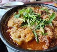 Crispy Pork with Lotus Stuffed Buns