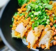 Stir-Fried Rice Noodles with Meat