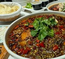 Fresh Spicy Blood Sausage Hot Pot