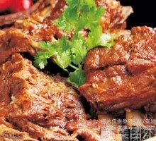 Hand-Torn Spare Ribs