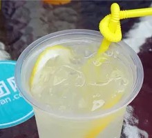 冰爽柠檬汁
