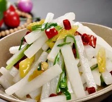 Refreshing Pickled Vegetables