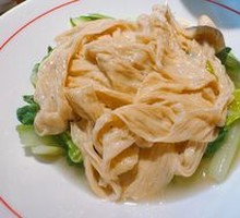 Stir-fried greens with bean threads