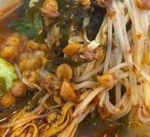 Old-Flavor Spicy Rice Noodles