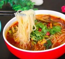 Three Delicacies Rice Noodles