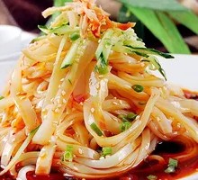 Spicy Hand-Rolled Noodles