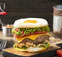 Low-Calorie Egg Soul Cheese Beef Burger