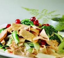 Stir-fried bok choy with bean threads