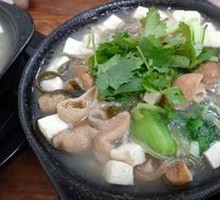Stewed Intestines in Clay Pot