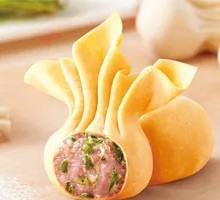 Bittercress and Pork Wontons