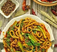 Beef and Oil Napa Cabbage Fried Rice Noodles