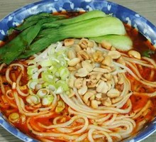 特色麻辣小面