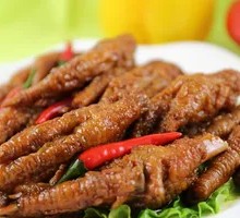 Braised Chicken Feet with Tiger Skin