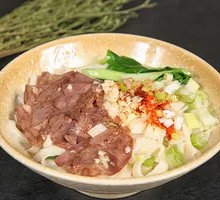 Beef Oil-Poured Noodles