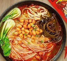 Spicy Chicken and Rice Noodles