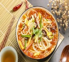 Classic Tomato Rice Noodles