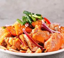 Homestyle Braised Pig Trotters