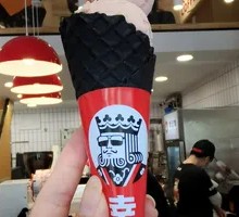 草莓雪丸子冰淇淋