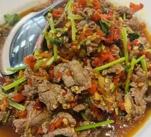 Signature Stir-Fried Beef with Green Peppers
