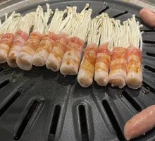 Enoki Mushroom and Pork Belly