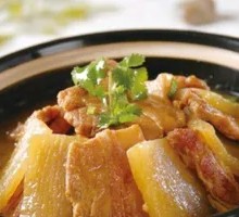 Xinyang Stewed Pork in Clay Pot