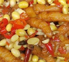 Braised Chicken Feet with Soybeans