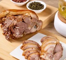 Signature Braised Pork