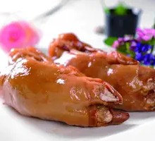 Secret-Recipe Pig Trotters