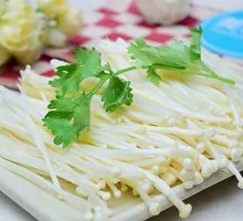 Enoki Mushroom