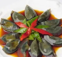Green Pepper and Century Egg Salad