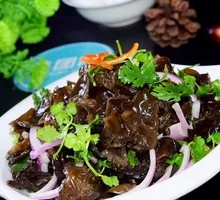 Cucumber and Wood Ear Mushroom Salad