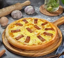 Sweet Potato and Bacon Pizza