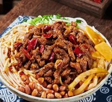 Spicy Pork Plate筋 Noodles