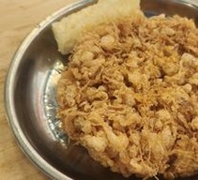 Golden Deep-Fried Egg Roll