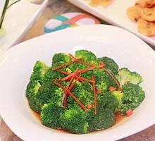 Crisp Broccoli Salad